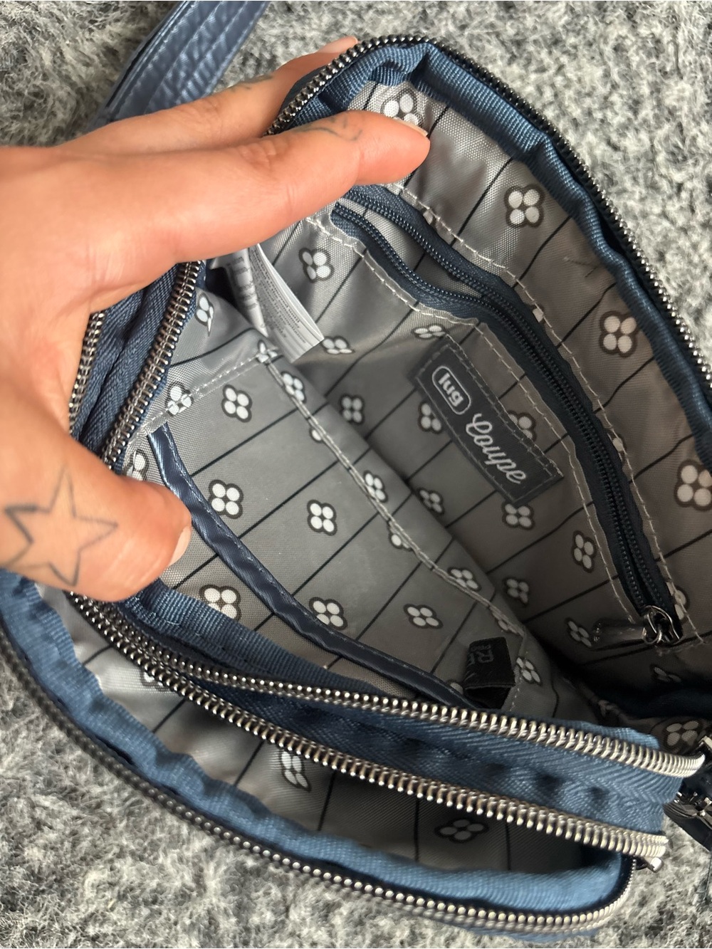 Lug Coupe convertible crossbody metallic blue bag - Picture 6 of 8